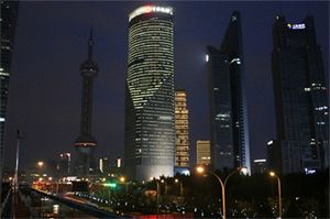 Displaying Personal Style on the Streets of Shanghai